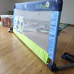 Beachfront Apartment. 2xac & Bikes 포스티라