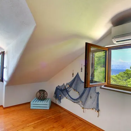 Beachfront Apartment. 2xac & Bikes *