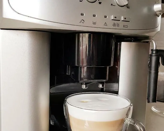 Beachfront Apartment. 2xac & Bikes