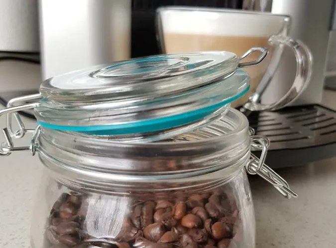 Beachfront Apartment. 2xac & Bikes 波斯蒂勒