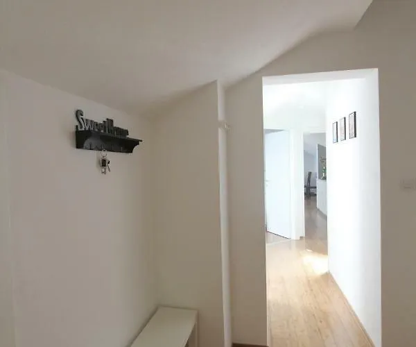 شقة Beachfront Apartment. 2xac & Bikes بوستيرا